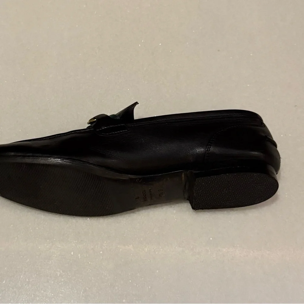 Gucci Black Leather Loafers with Red and Green Accents - Picture 4 of 5